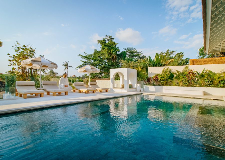 The pool and sunloungers at Villa Yang